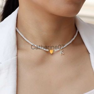 Colares com Pingente Nova Moda Letra Inicial Colar com Pingente de Coração Feminino Simples 3mm Imitação Pérola Colar de Contas Para Mulheres Jóias Presente J230809