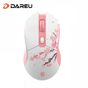 Möss Dareu Dual Modes Gamer Mouse RGB 24G Wireless Wired Gaming Buildin 930MAh Laddarbatteri med makrouppsättning för PC -bärbar dator 230808