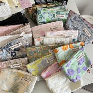 Cosmetic Bags Cases Korean Fashion Flower Travel Storage Bag Kawaii Wallet Women Makeup Kits Handbags Phone Pencil Case Organizer Pouch 230808