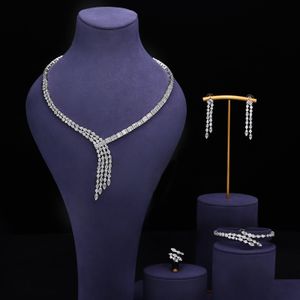 Conjuntos de joias de casamento 2023 elegante AAA zircônia cúbica 4 peças conjunto de noiva Dubai feminino acessórios para festas design 230808