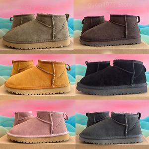 Classic Women's Boots Design Trend Couple Essential Mini Low Barrel Thick Sole Boots Fashion Women's Winter Warm Fur Suede Winter Boots