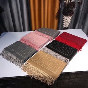 2023 Wool Scarves Winter Luxury Cashmere Scarf Men Women High End Designer Classic Oversized Big Letter pattern Pashmina shawl neckerchiefs New Gift Long Wraps 8811