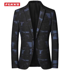 Men's Suits Blazers FGKKS Spring Brand Blazers Men Korean Print Single Breasted Blazers Slim Fit All Match Casual Blazers Male 230808