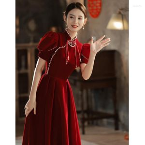 Abbigliamento etnico Donna Red Chinese Wedding Toast 2023 Velluto tradizionale Fidanzamento Lungo Cheongsam Abiti da sera Qipao formali