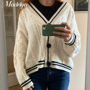 Womens Knits Tees Autumn Women Star Embroidery Cardigan Casual Loose Vneck Beige Knitted Sweater Fashion Swif T Holiday Tay Cardigans Mujer 230808