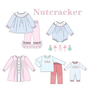 Kläder set jul 2pc jumpsuit baby långärmhet set tjejkläder romer bubbla kostym träd broderi bodysuit balett outfits blå byxor 230808