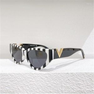 النظارات الشمسية 2023 Cat-eye للنساء إطار الحمار الوحشي مثلث مثلث في الهواء الطلق الترفيهي Sunshade Mens جميع يمكنهم