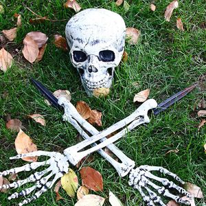 Decorative Objects Figurines Halloween Skull Ornament Haunted House Skeleton Human Hand Bone Ground Inserted Horror Props Party Home Decor 230809