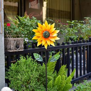 Decorative Objects Iron Art Sunflower Rotating Windmill Villa Garden Outdoor Decoration Homestay Metal Crafts 230809