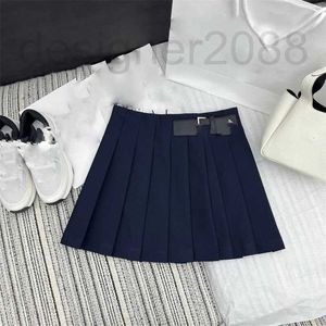 Skirts designer 23 Spring/Summer New Made Old Leather Belt Classic Inverted Triangle Logo Decorated Fairy Half Skirt YHXQ