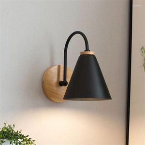 Wall Lamp Nordic LED Wooden Sconce Modern Bedside Light Art Decor For Living Room Bedroom Aisle Home Indoor Lighting