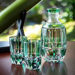 Japanisches Handwerks-Edo-Kiriko-Glas-Set, Shochu-Sake-Becher, 1 Flasche und 2 Tassen, grüne Dekanter aus Glas, handgeschliffene Whiskygläser HKD230809