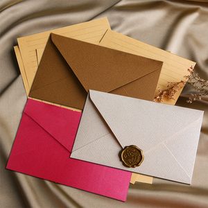 Greeting Cards 50pcslot Envelope Highgrade Western Style Linen Texture Paper Postcards Envelopes for Wedding Invitations Business Stationery 230808