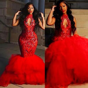 Plus Size Arabo Aso Ebi Sirena rossa Abiti da ballo sexy Abito da cerimonia nuziale formale da sera con collo alto in pizzo