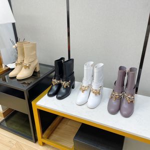 Designer C Highest Quality 2023 New Little Fragrance Classic Jewelry Pendant Show New Short Boots Leather Elevated Boots