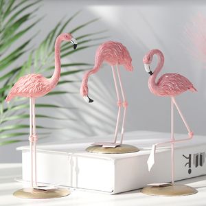 Dekorativa föremål Figurer Harts Nordisk stil Flamingo Figur Staty Fairy Garden Living Room Office Wedding Party Ornament Home Decoration 230809