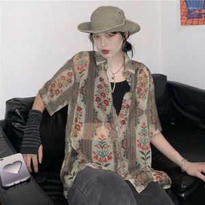 女性用ブラウスシフォン薄袖TシャツルーズヴィンテージY2K服を着た花柄の夏の女性2023