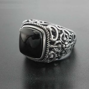 Band Rings Real 925 Silver Black Garnet S925 Ring for Men Female Engraved Flower Fashion Open Size S925 Ring Sterling Thai Silver Jewelry