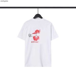 コントラストTシャツハートメンズシャツファッション2023CHクロメスフローラルデザイナーサンスクリット半袖Tシャツの男性女性愛好家ルースリラックスしたハーフティー