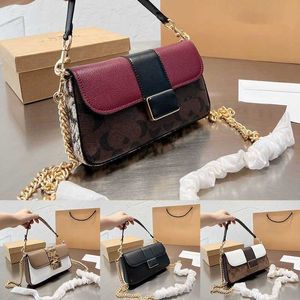 Bolsa de Ombro COABAG Grace Vintage Messenger Bag Feminina Designer Bag C Pattern Crossbody Bags Chain Brown Leather Handbag Purse 221017