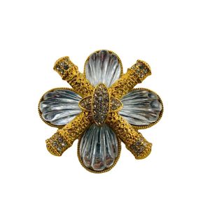 Pins Brooches Timeless Wonder retro Zirconia geo cross floral Brooch for Women Designer Jewelry Runway Rare Brand Sweet Gift gothic 5383 230809