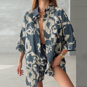 Женские штаны с двумя частями Ladies Lay Late Button Room Shirt Shorts Shorts Summer Vintage Beach Set For Women Fashion Street Print Suits 230810