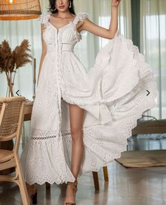 Seaside Resort Style Vyeck kolsuz fırfır nakış ile tasarımcı elbise oyuk gevşek cüppeler tasarımcısı