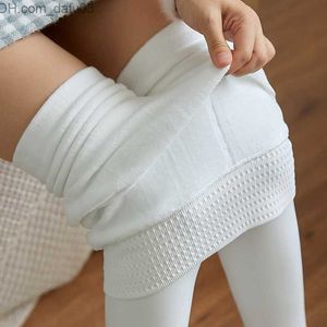 Çoraplar Çorap Yeni Moda Büyük Boyut Yün Kadınlar Kış Sıkı Beyaz Yüksek Bel Sıcak Yuhsuz Sıcak Çoraplar Elastik Dikişsiz Bacaklar Z230810
