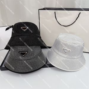 Elmas Tasarımcı Balıkçı Şapkaları Kristal Geniş Kötü Şapkalar Üçgen Simge Spor Kapak Şapkası Erkek Kadınlar