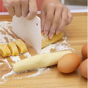 Fashion Hot 6pcs/set Plastic Cake Smoother Cake Scraper Spatula Set Dough Cutter Multifunction Blade For Cakes Christmas Baking Tools JL1870