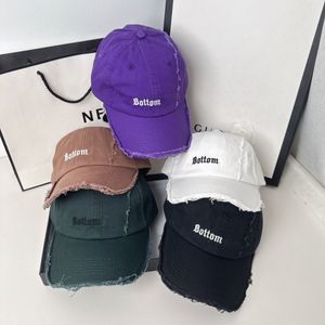 Kadın Moda Şeker Renk Tasarımcı Top Kapağı Çift Spor Tarzı Şapka Tatil Seyahat Gölgeleme Mektubu Nakış Ayarlanabilir Boy Casquette