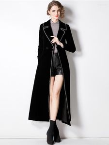 Women's Trench Coats Winter Designer Vintage Notched Collar Single Button Black Maxi Outwear Thickening Warm Velvet Cotton Padded Long Coat