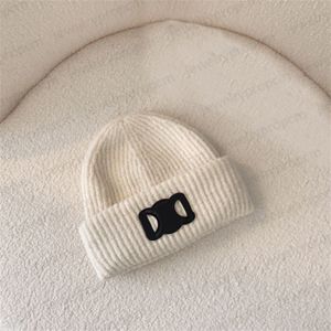 Kış için yün kapağı beanie adam şapka hediye beanie sıcak tasarımcı örme kadın fashio