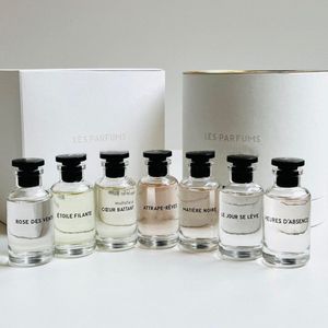 Unisex Neutral Perfumes Spray 10ml 7pcs rose/ etoile filante/ cceur battant/ attrape-reves/ matiere noire/ le jour se leve/ heures d'absence with box fast delivery