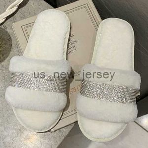 Slippers Winter Luxury Rhinestone Women Warm Fur Slippers Cozy Fluffy Furry Slides Crystal Flat Indoor Design Home Shoes Ladies 43 J230810