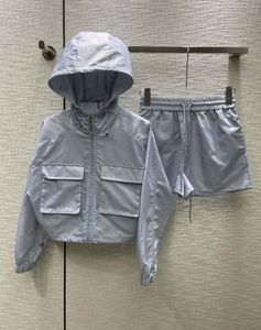 Damen Trainingsanzüge Anzug Doppeltasche Kapuzenjacke mit elastischen Taillenshorts Lose Version 2023 Sommer 0309