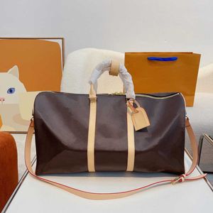 Ciemnobrązowy torba w torbie mody bagażowy Work Women Torby Duże pojemności torby podróży Kobietowe skórzane torebki bagażowe 56/24/29 cm