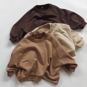 Hoodies tröjor barn kläder japan koreansk stil höst vår baby flickor pojkar avslappnad långärmad tröjor t-shirt barn pullover toppar 230809