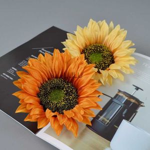 50pcs 15 cm 6Colors Silk Big Sunflower Flower Heads For Diy Home Wedding Flower Wall Bouquet Decor Handicraft Festival Decoration HKD230810