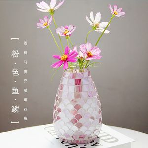 Vase Nordic Pink Fish Scale Mosaic Glass Vase Fashion Home Office Flower Arffery Container装飾的な装飾品モダン230810