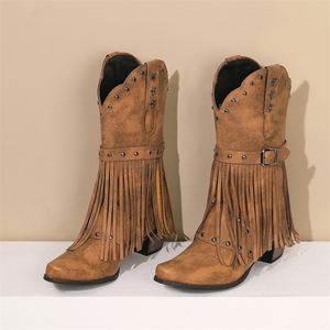 Boots Western Cowboy Women 2023 Fringe Cyped Eded Calf Wide Calf Retro على أحذية غير رسمية بالإضافة إلى حجم 43 Dropshopping 230810