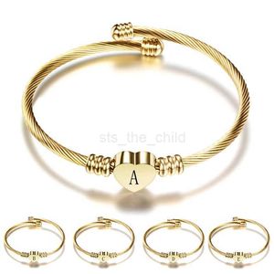 Charm armband modyle guld färg rostfritt stål hjärtformat a-z brev armband armband för kvinna dropshipping