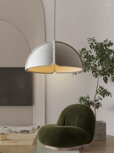 Kolye lambaları Modern minimalist tarzı restoran ve avize yaratıcı retro çay odası, asılı lamba hissetti