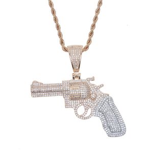 Hänghalsband Hip Hop Ice Out Bling Crystal Zircon Pistol Pendant Halsband för män Kvinnor Rock Punk Rap Street Party Jewelry 230810