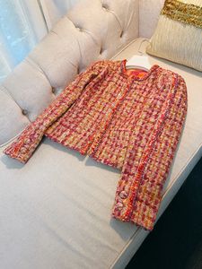 2023 Herbst Orange Contrast Trim Woll Tweed Jacke Langschläfe runder Nacken getäfelter klassischer Jacken Mantel Kurzer Outwear A3G116006
