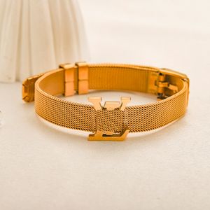 20Style Luxury Fashion Letters Designer Mens Bangle Женский браслет