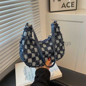 Bolsas de ombro Jeans Denim Saco de xadrez para a feminina 2023 Summer New Fashion Casual Half Round Saddle Bag ombro único BagstylishDesignerbags