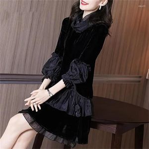 Casual Dresses Autumn And Winter Hepburn Style Little Black Dress Light Luxury Celebrity Large Fat Mm Cover Belly Thin Noble Foreign Gold