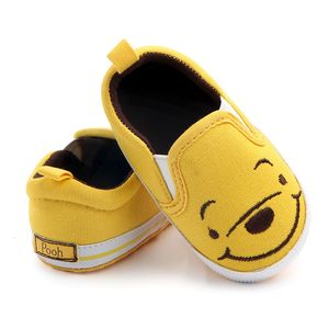 Sneakers Cartoon Characters Canvas Soft Sole Baby Shoes Moccasins Born Girls First Walkers Nonslip Toddlers Sneakers Crib Shoes 230811