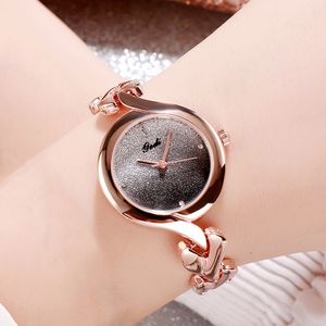 Женские часы высококачественных модных сплавных браслетных браслетов
